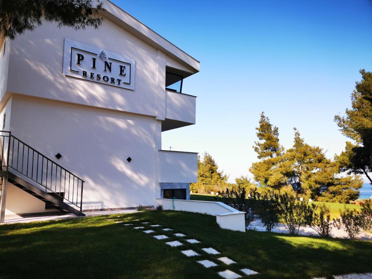 פוליכרונו Pine Resort מראה חיצוני תמונה