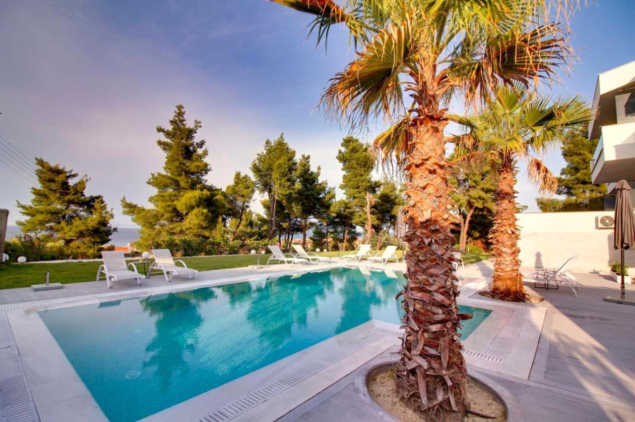 פוליכרונו Pine Resort מראה חיצוני תמונה