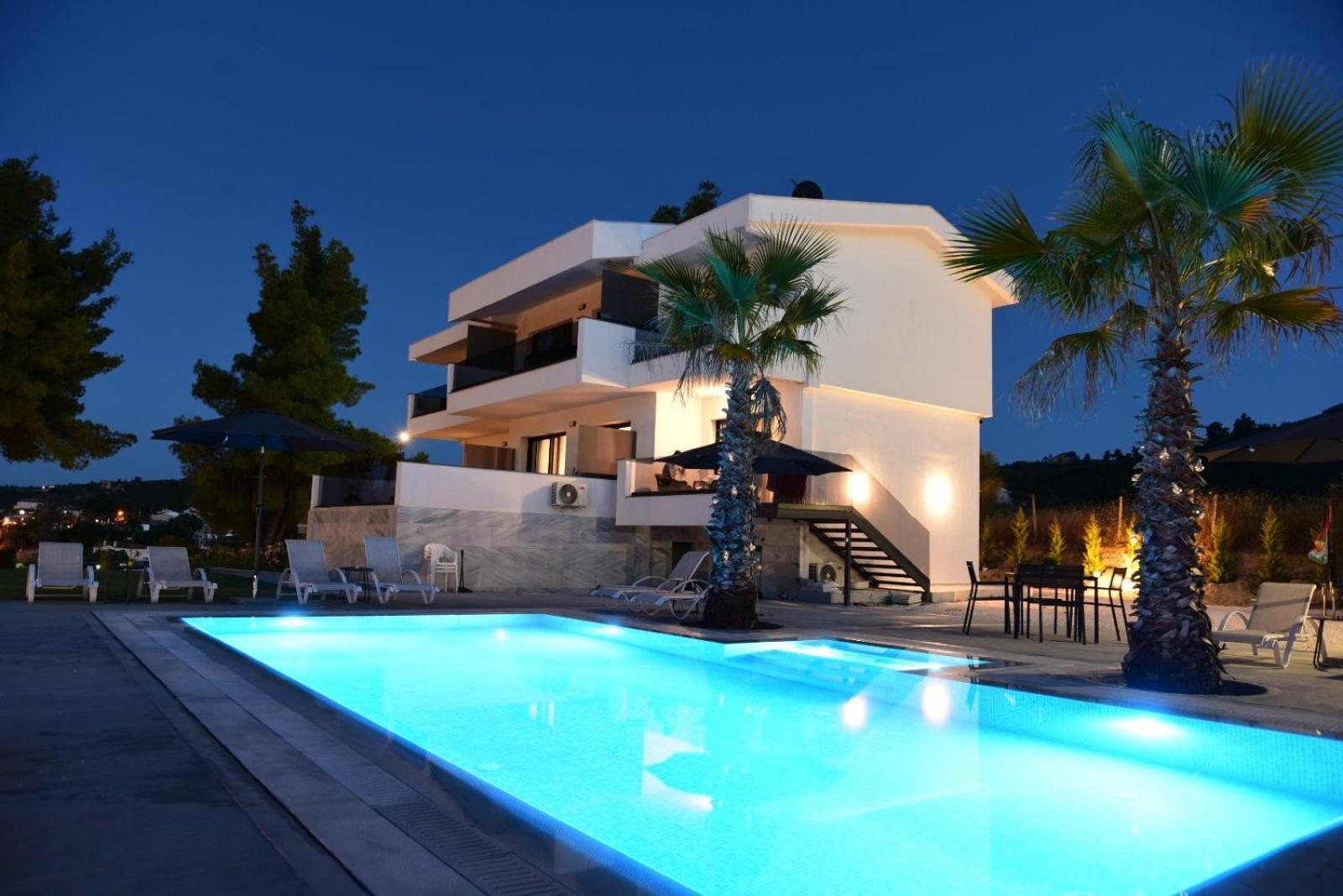 פוליכרונו Pine Resort מראה חיצוני תמונה